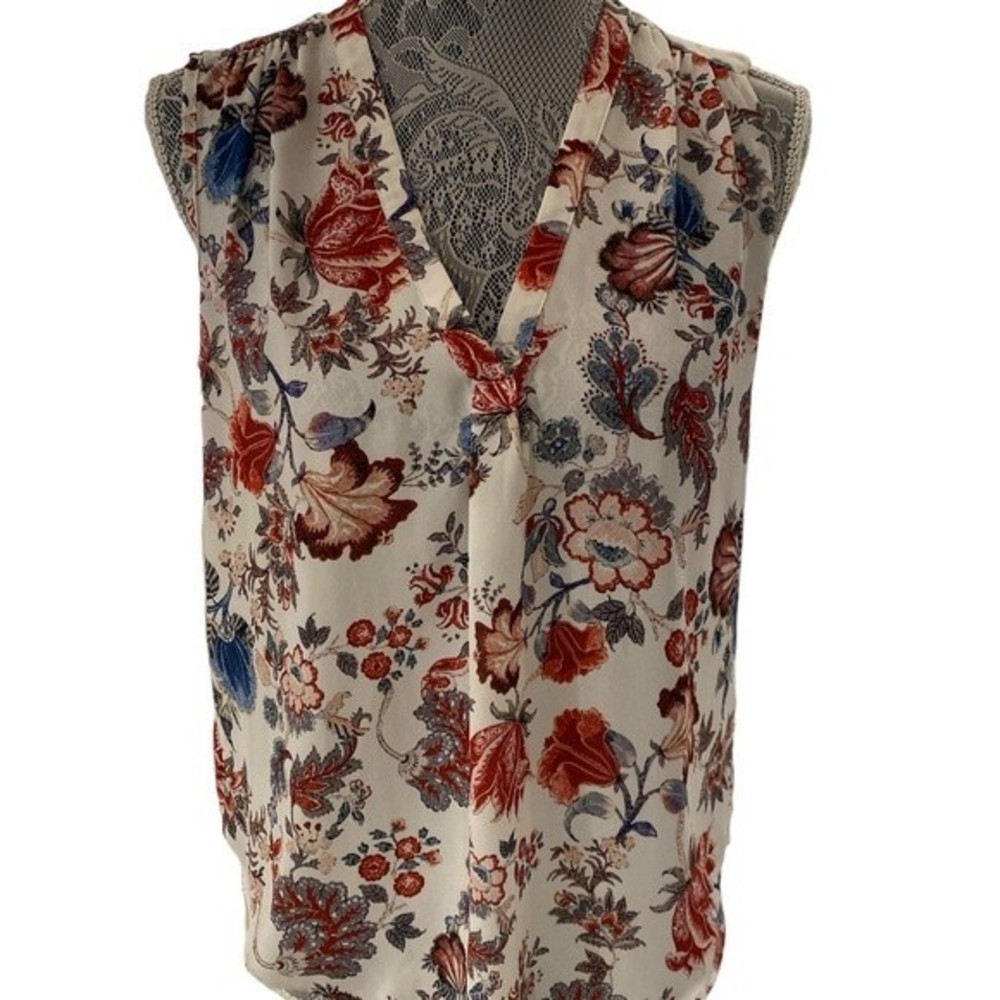 Adrienne Vittadini - sleeveless floral blouse | Size Small